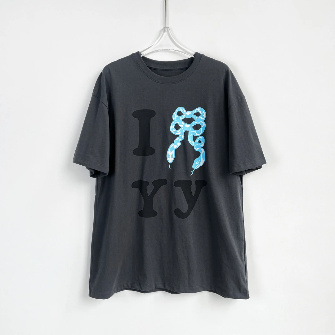 "蛇形蝴蝶结T“小众字母印花短袖 T25022