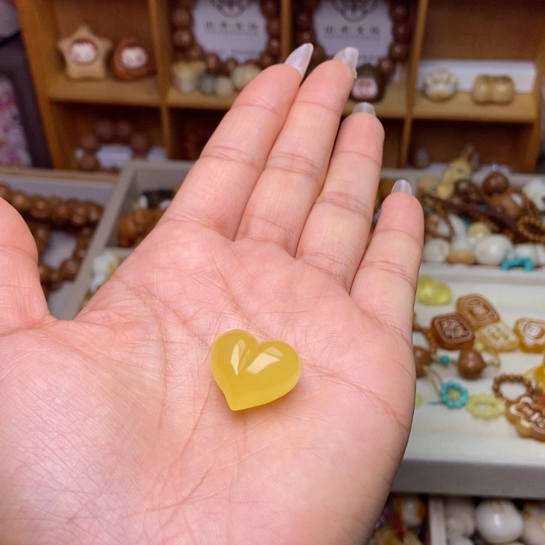 手串猴头核桃2.07克小蜜爱心