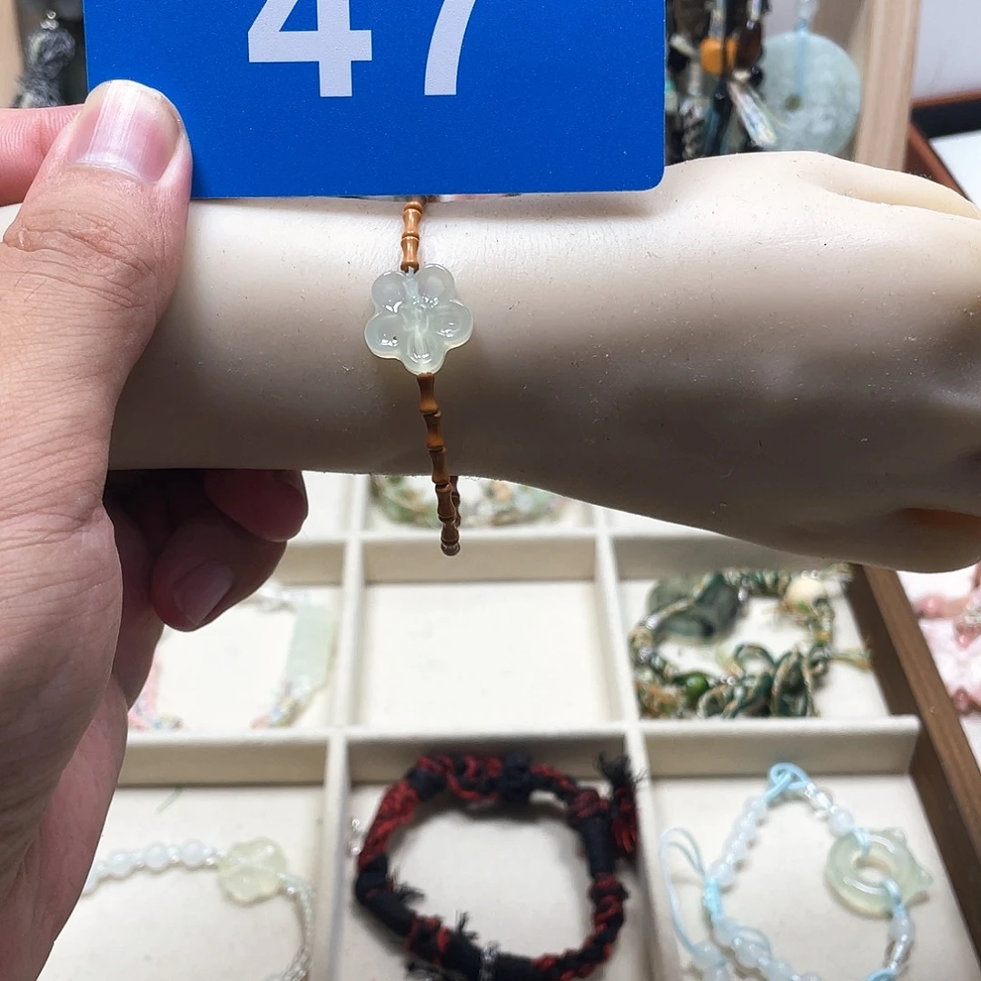 蛇纹石玉合金颈饰