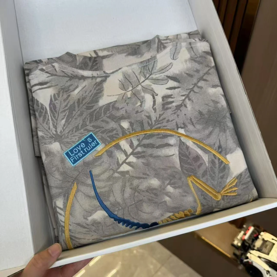 全刺绣男士短袖t恤透气舒适夏季新款字母宽松百搭休闲潮流燕尾服