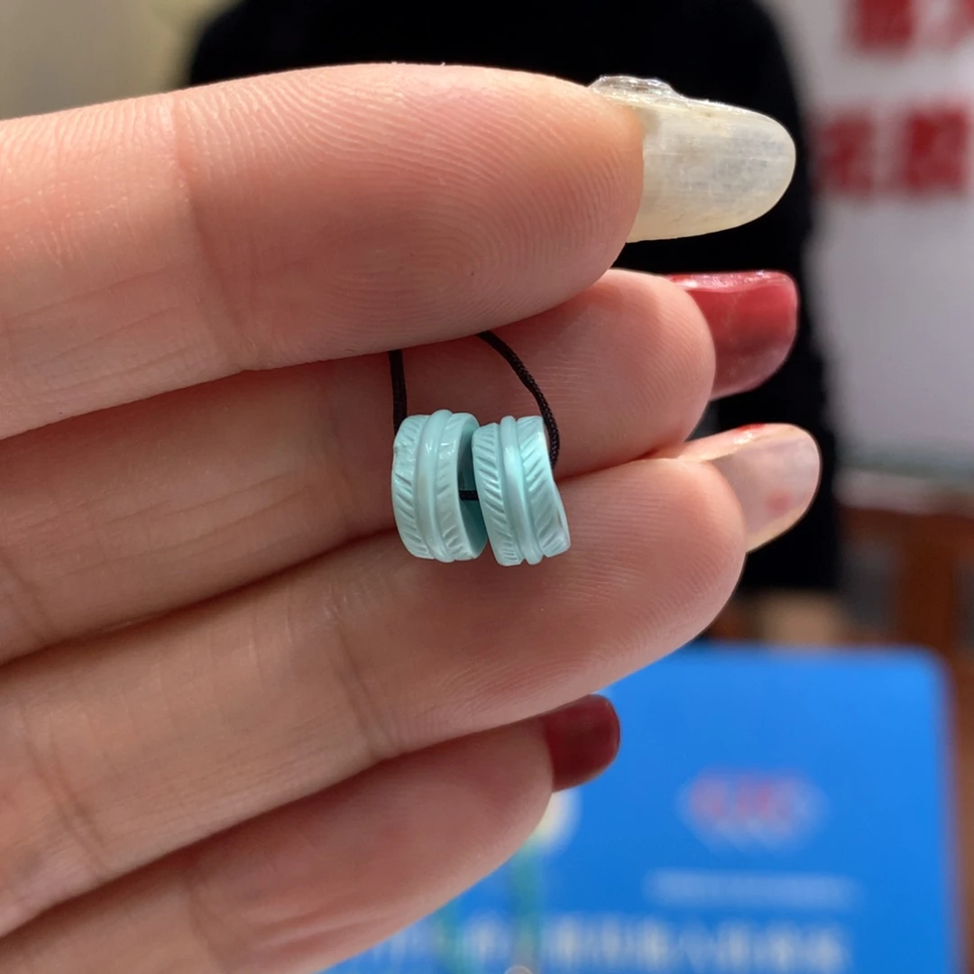 绿松石配饰未镶嵌