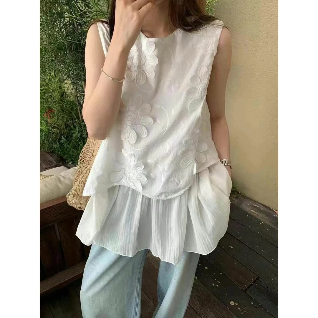大码法式重工立体刺绣花瓣女无袖衬衫夏季新款中长款显瘦背心上衣