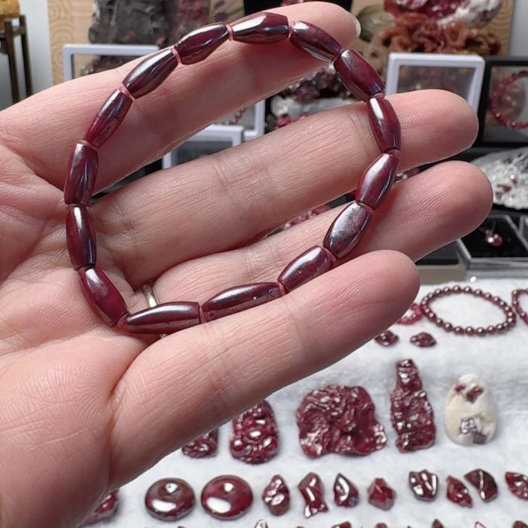 天然辰砂天然原矿手串