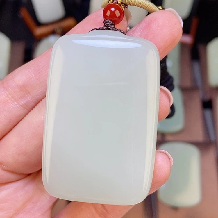 【闪购商品】颈饰未镶嵌和田玉