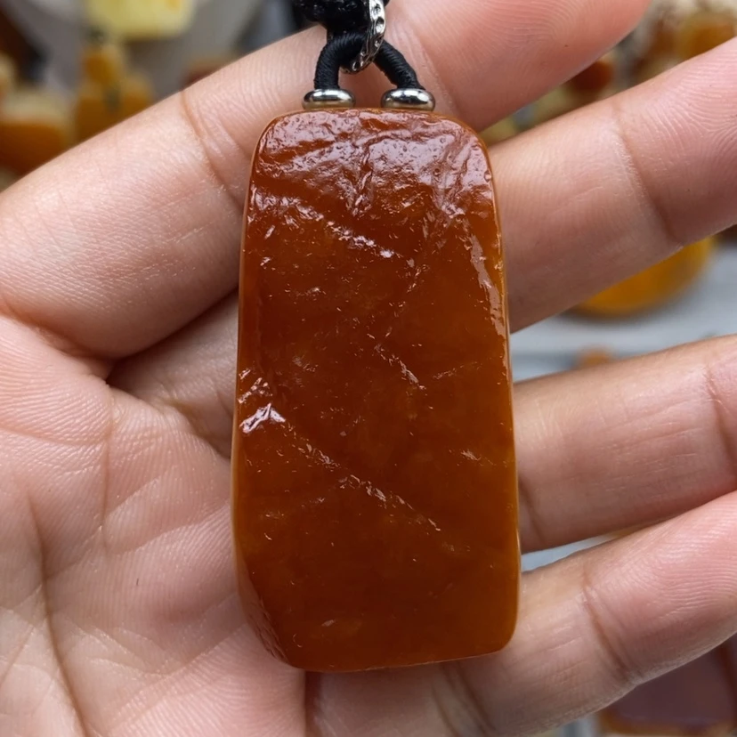 【闪购商品】琥珀颈饰未镶嵌
