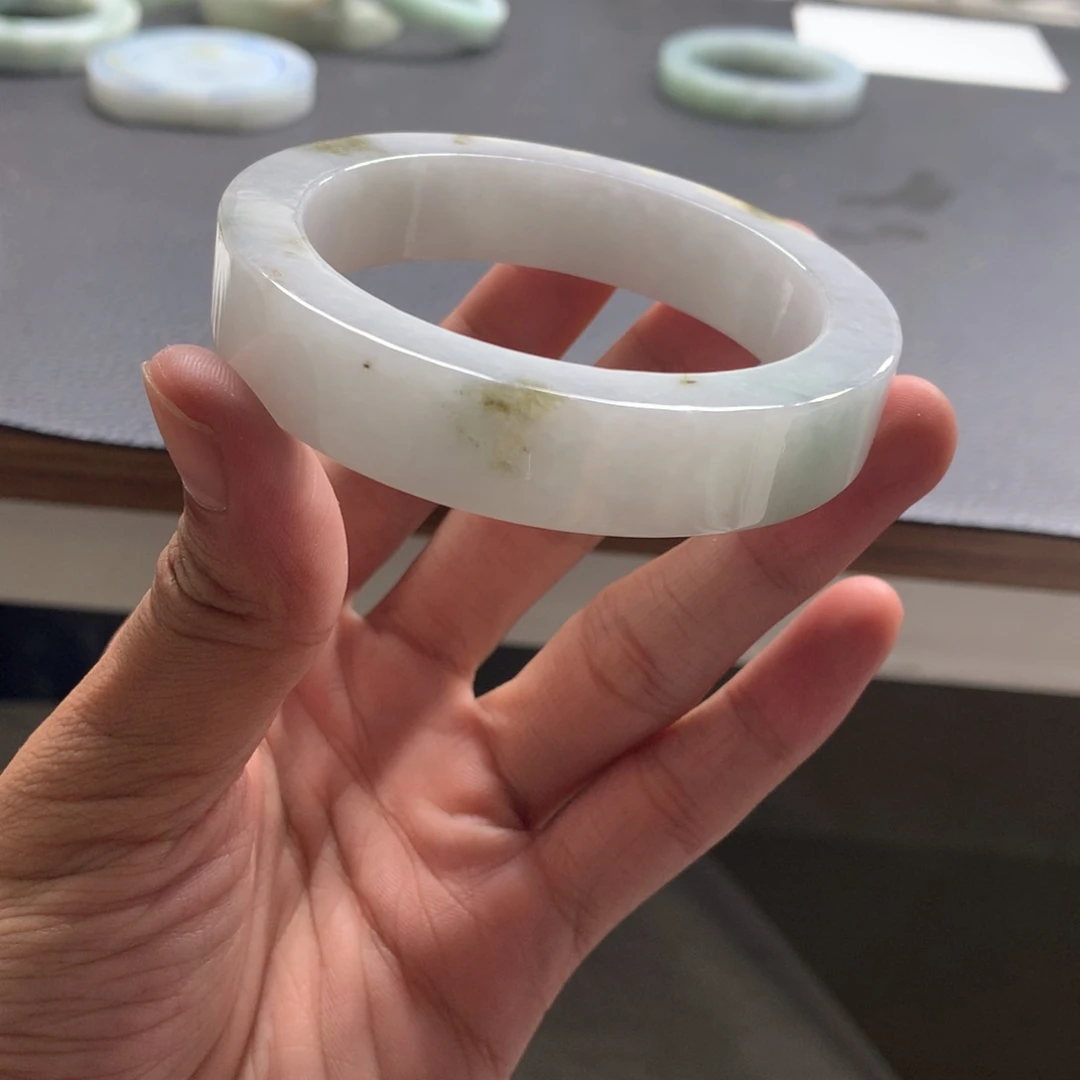 未镶嵌天然翡翠定制翡翠