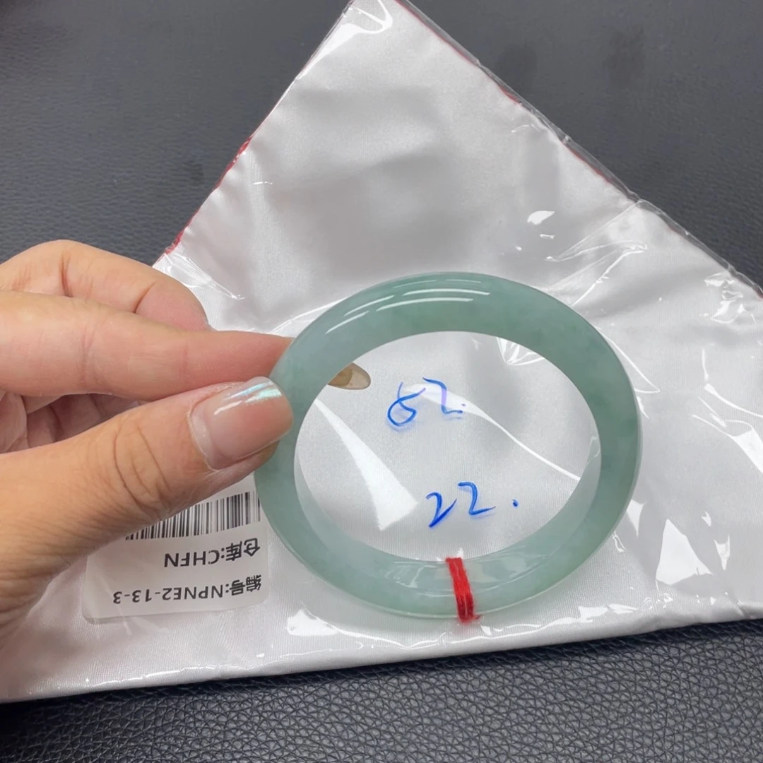 未镶嵌手镯翡翠翡翠手镯