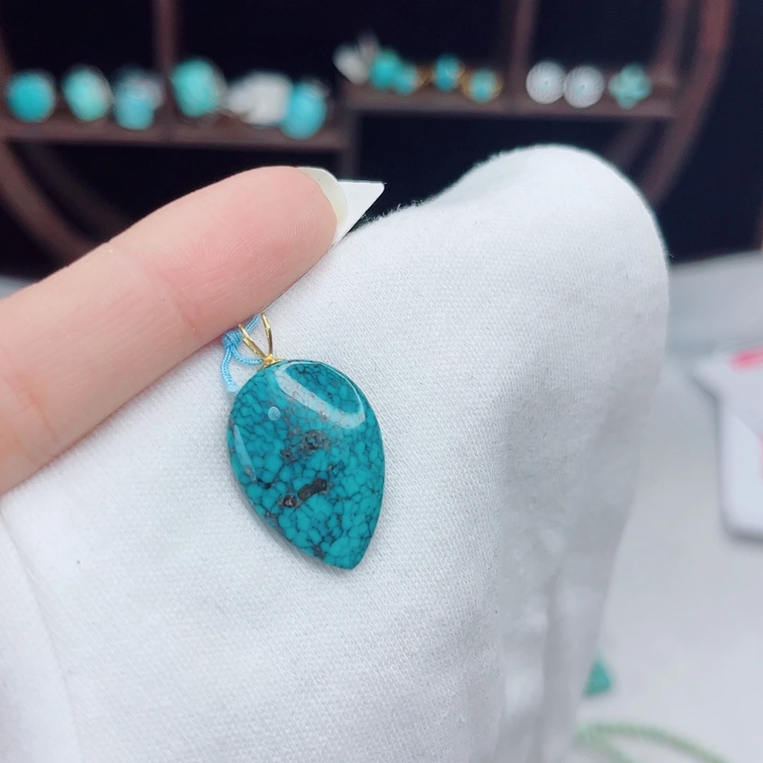 绿松石18K金镶嵌绿松石