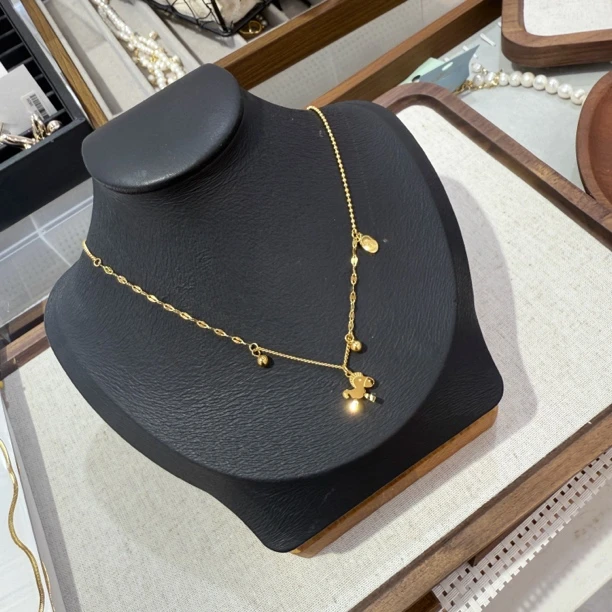 钛钢项链 马上有钱！18K不掉色钛钢锁骨链~