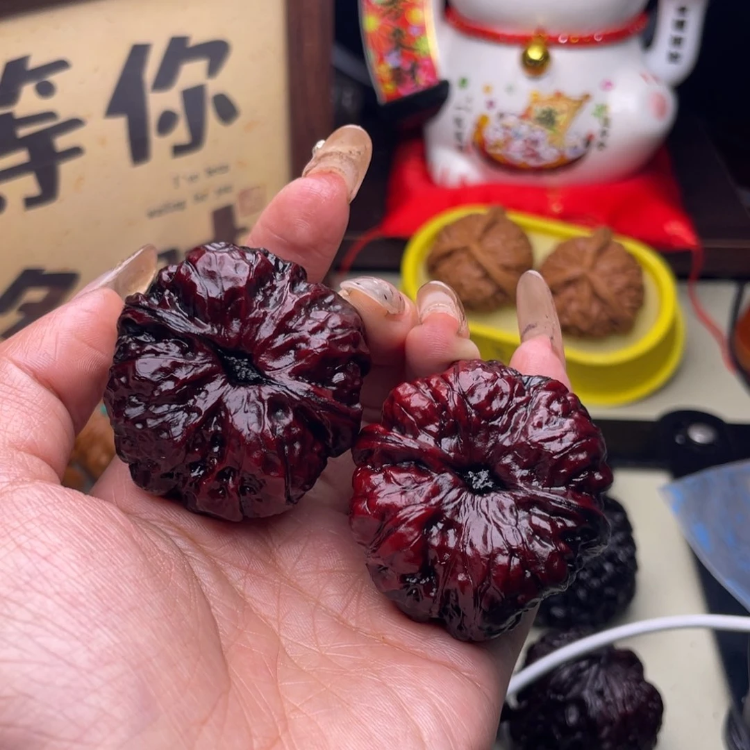文玩核桃吊坠周**?蛙饼