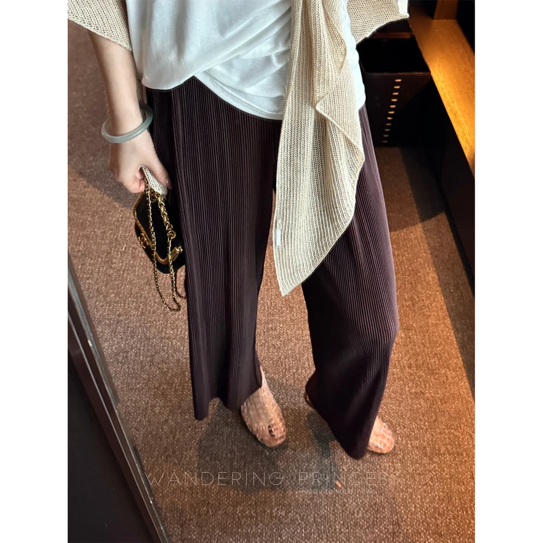 钱美西 韩国进口一片式裸感褶皱纸片人 垂顺压褶细条九分空气裤