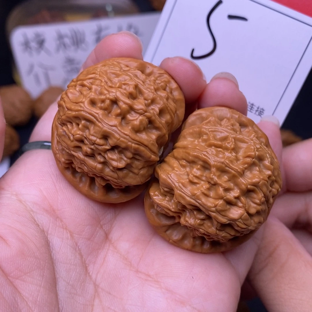 文玩核桃把件5闷尖白狮子头4.1