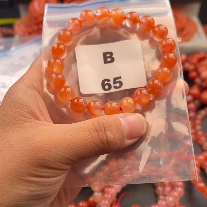 南红玛瑙未镶嵌多样性发货默认微瑕称重9mm