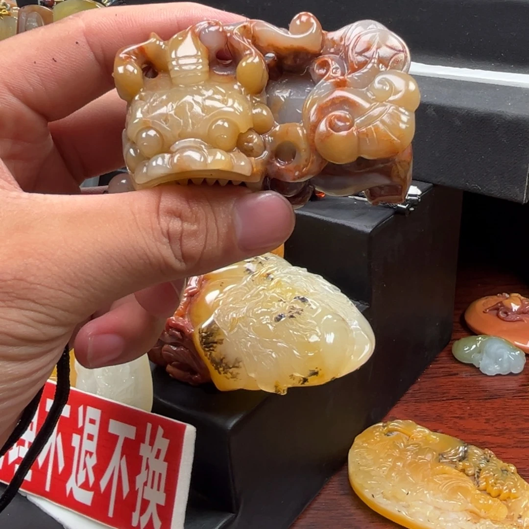 石英质玉（黄龙玉）未镶嵌多样性发货，发其一