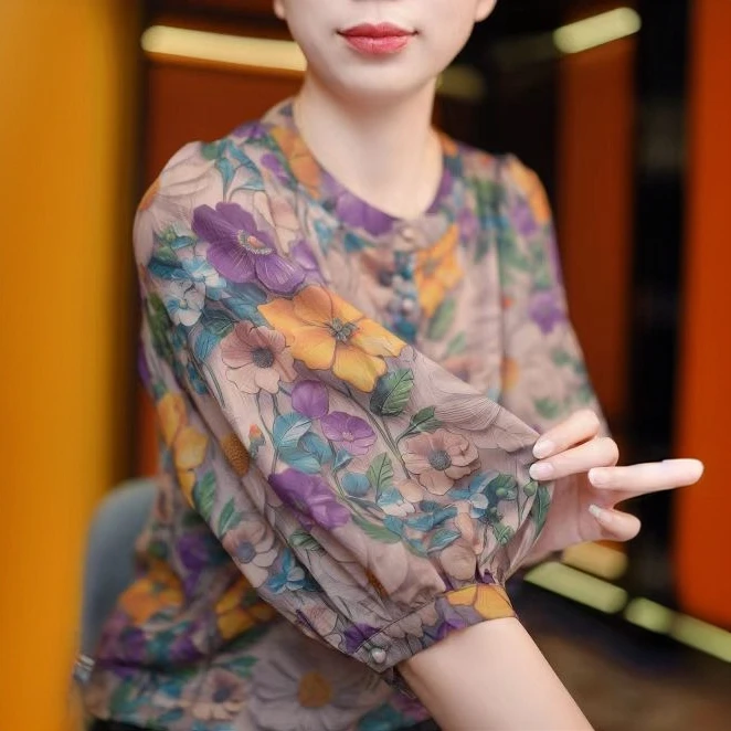 新款百搭减龄气质花开富贵显瘦衬衫Q25AC2161