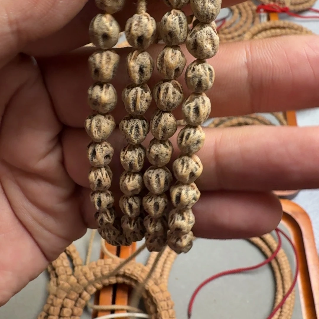 斌***蜡吊坠柏香籽/百香籽