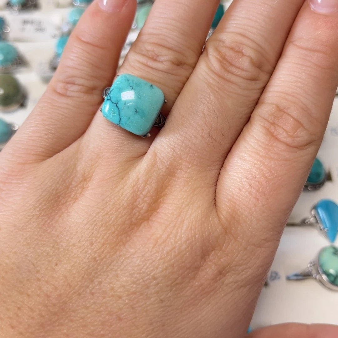 【闪购商品】未镶嵌绿松石珠宝奇石