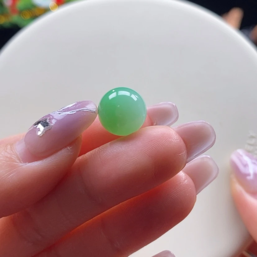 【闪购商品】翡翠颈饰未镶嵌翡翠冰苹果甜绿珠卡11.4mm