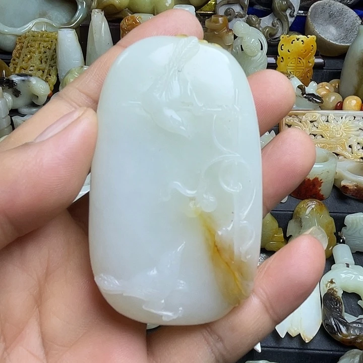 颈饰未镶嵌和田玉