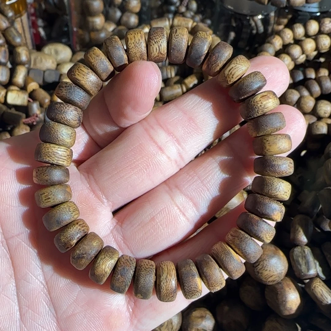 沉香沉香碎屑/乌身老料算盘1.0/10克➕