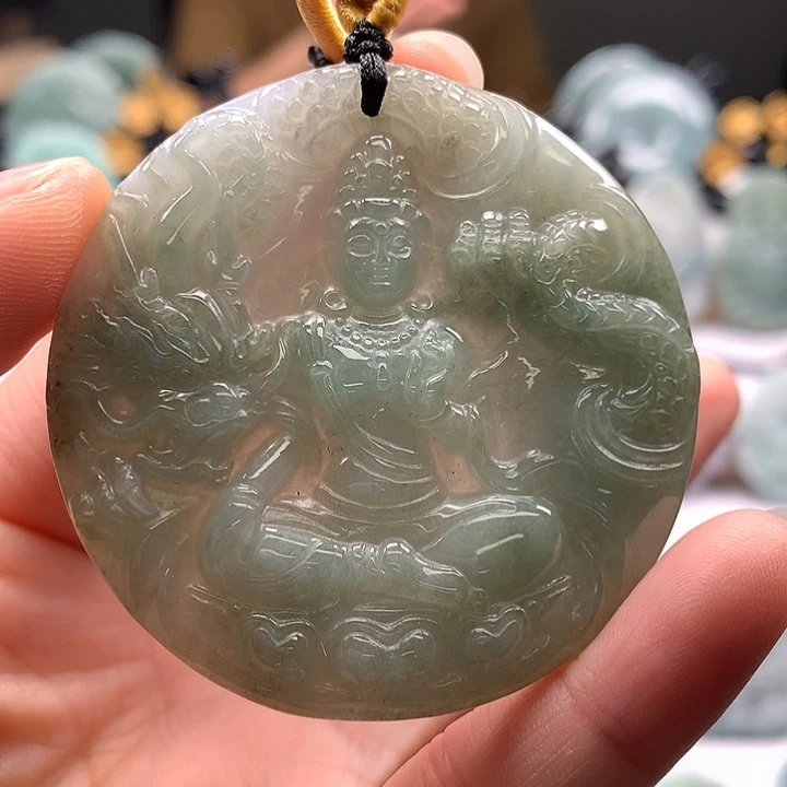 翡翠未镶嵌颈饰玉龙观音福利