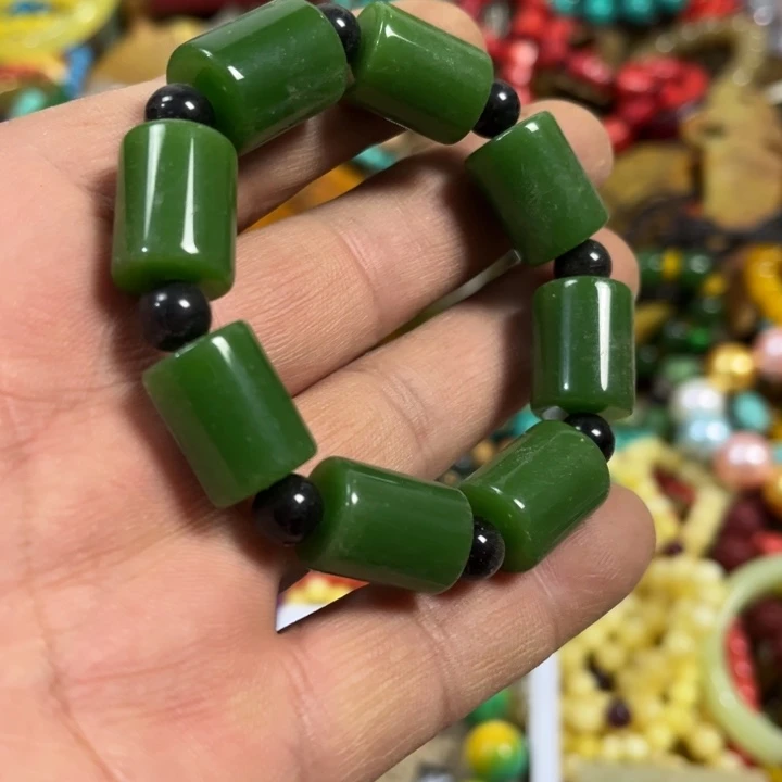 未镶嵌和田玉（糖玉）挂件