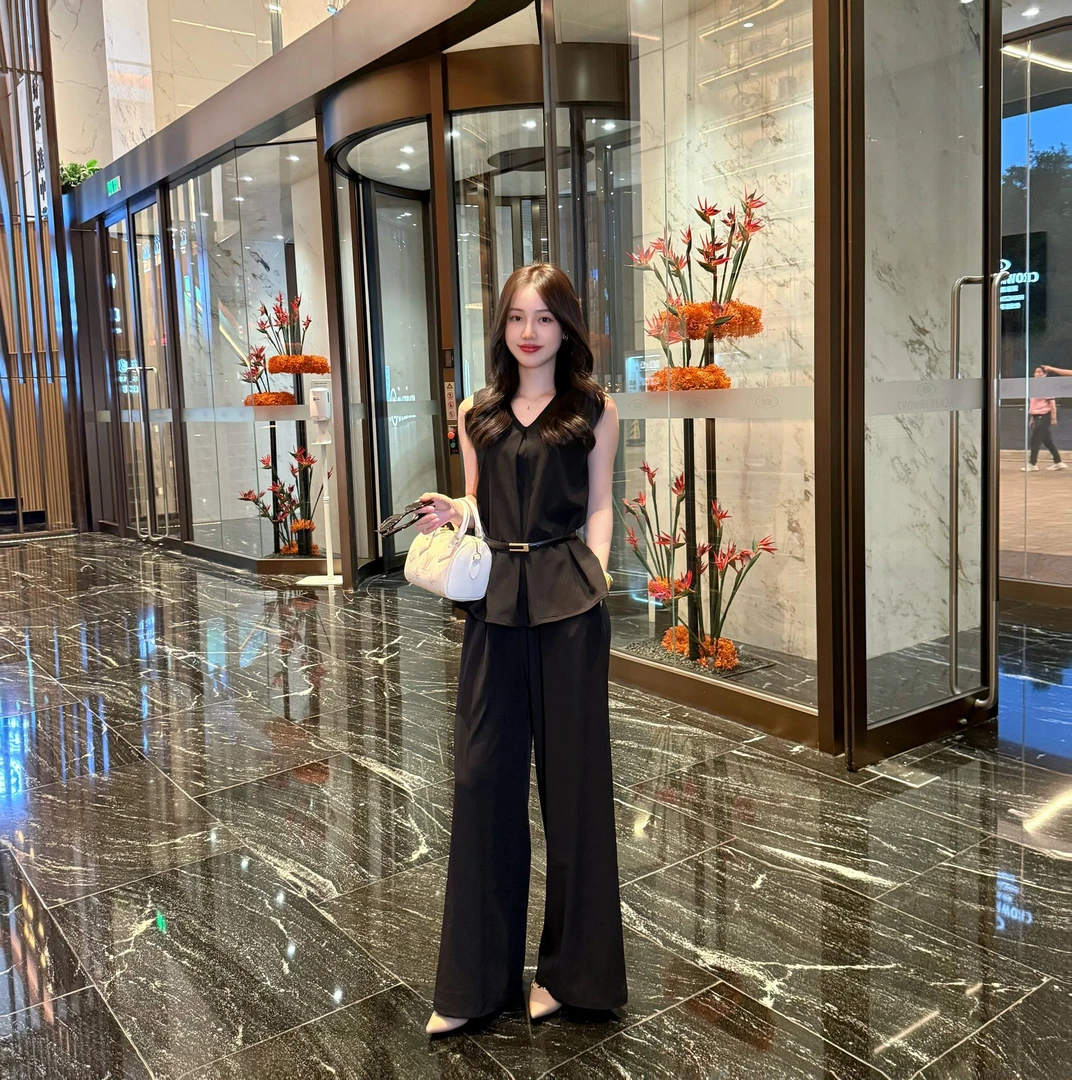 夏季穿搭一整套气质意式慵懒时尚套装短袖上衣新中式显瘦西装裤子