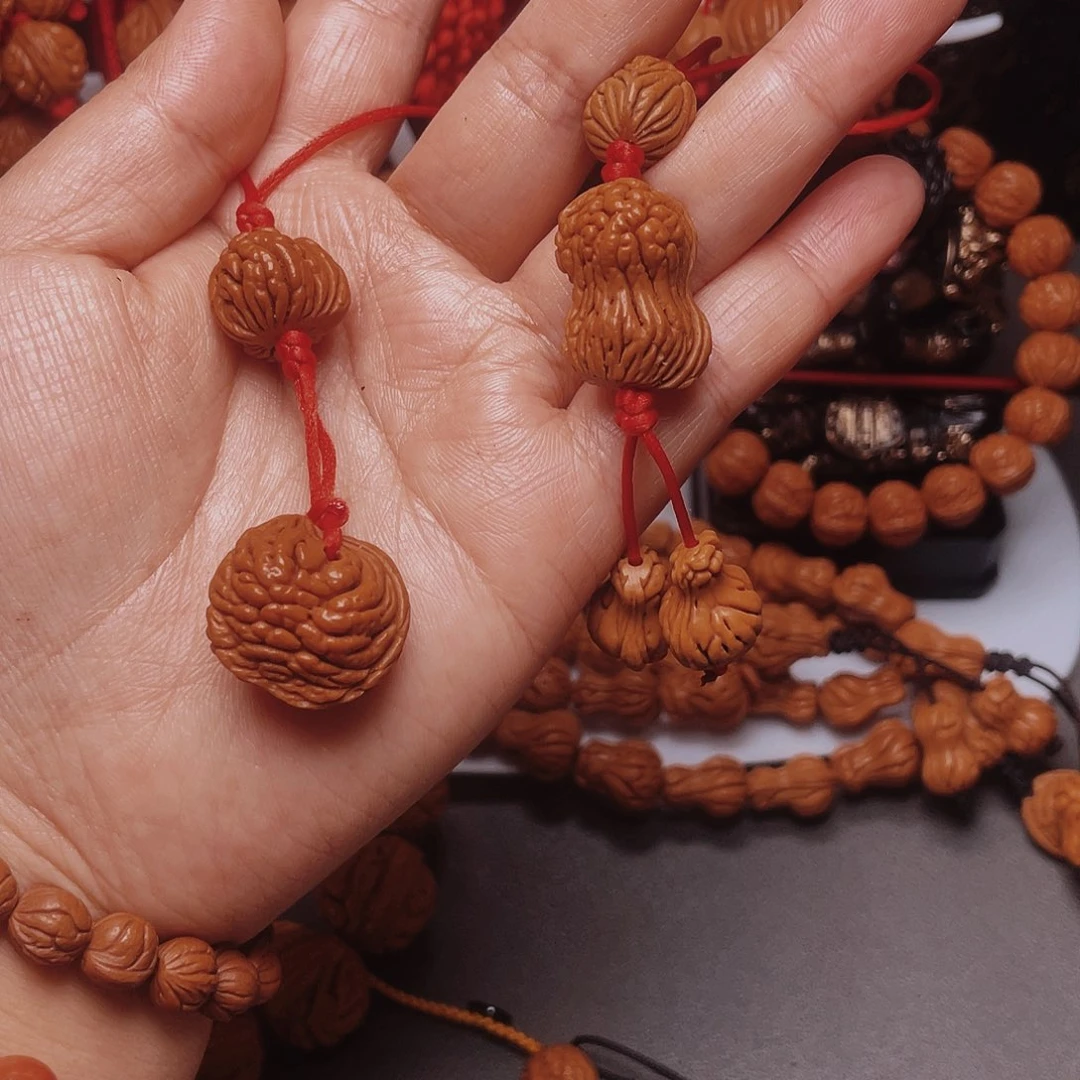 吊坠桃核龙纹桃枭挂件