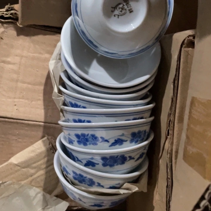 小***慧摆件陶瓷盘子碗砂锅都有15个