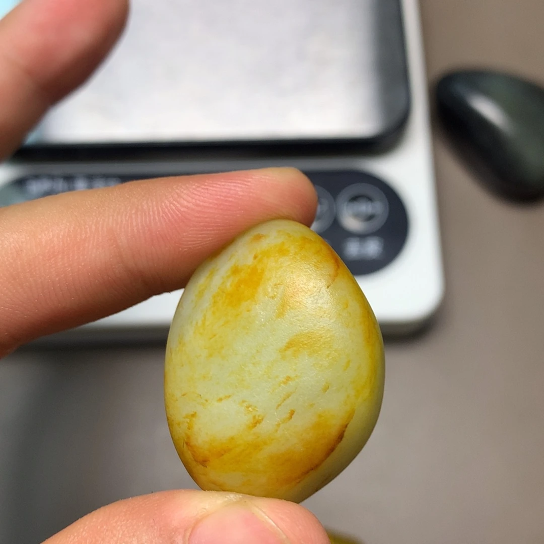 和田玉（糖玉）未镶嵌挂件