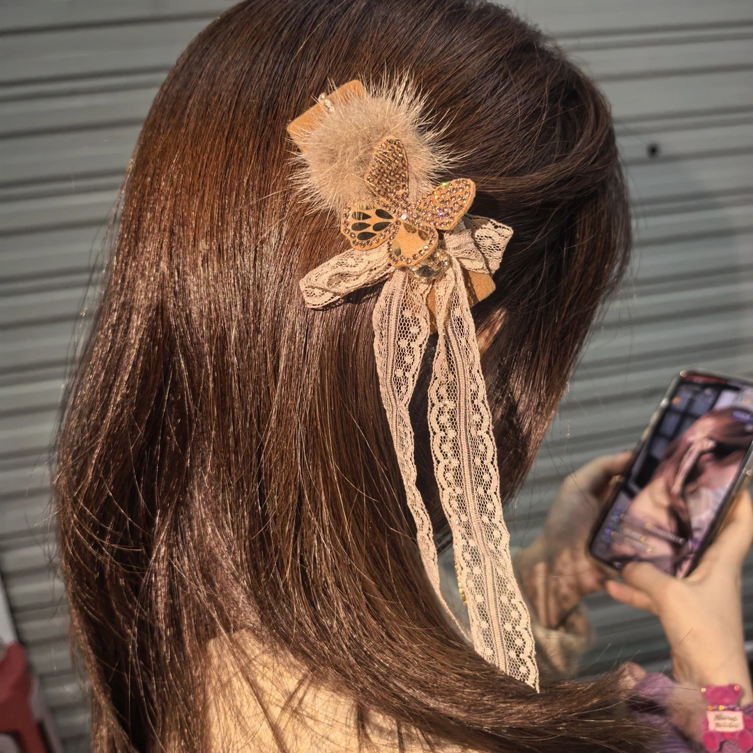 F738咖色蝴蝶闪闪飘带掰掰夹