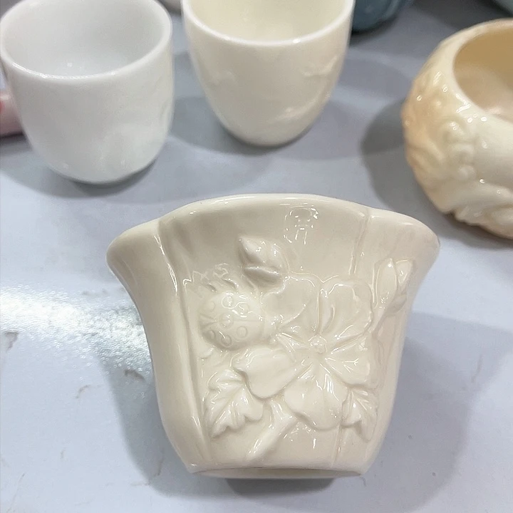 福利待遇多多哦哦哦