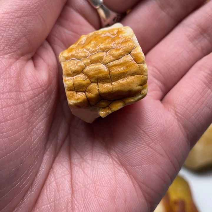 定制琥珀未镶嵌毛*琥珀蜜蜡原石定制