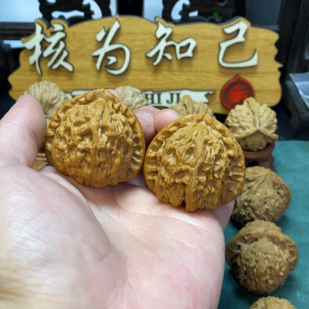 文玩核桃把件白狮子41