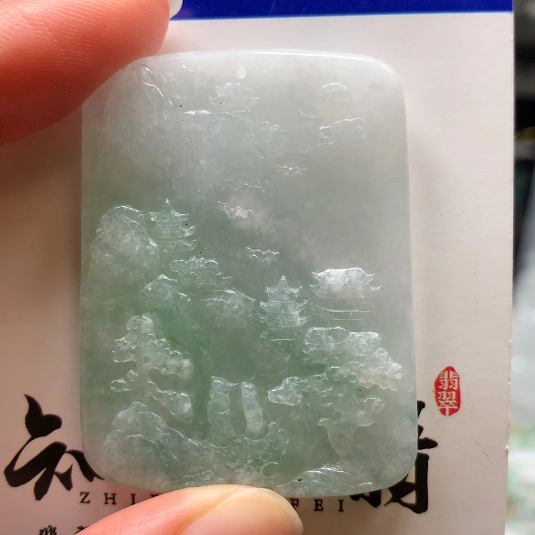 翡翠颈饰未镶嵌山水牌