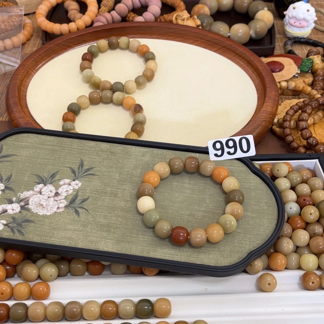 等***_白玉菩提手串990 夏荷1314干磨7000目桶珠