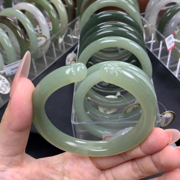 未镶嵌手镯和田玉59 60