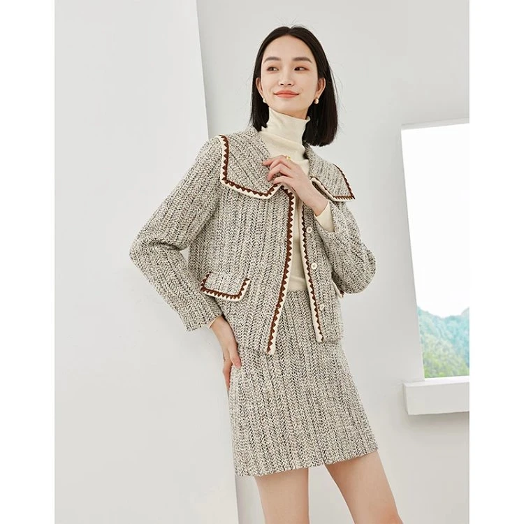 时尚通勤厚款小香风套装秋冬新款保暖外套+A字裙两件套M9513