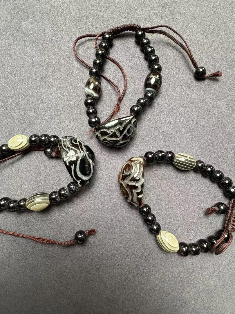 精品级玛瑙手串多样性随机发