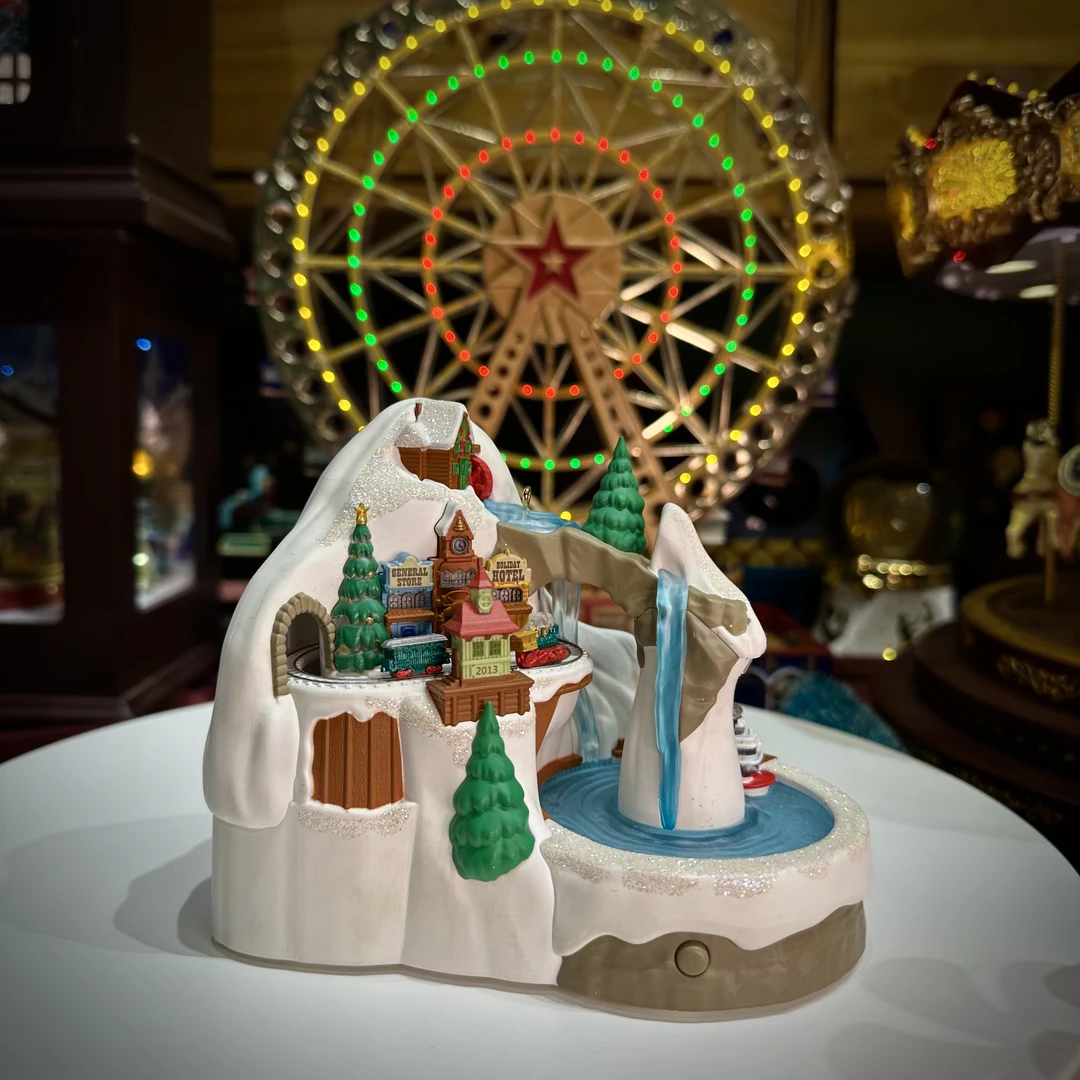 贺曼轮船小火车音乐盒 450