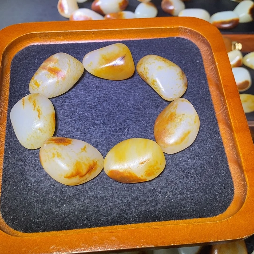未镶嵌手串和田玉