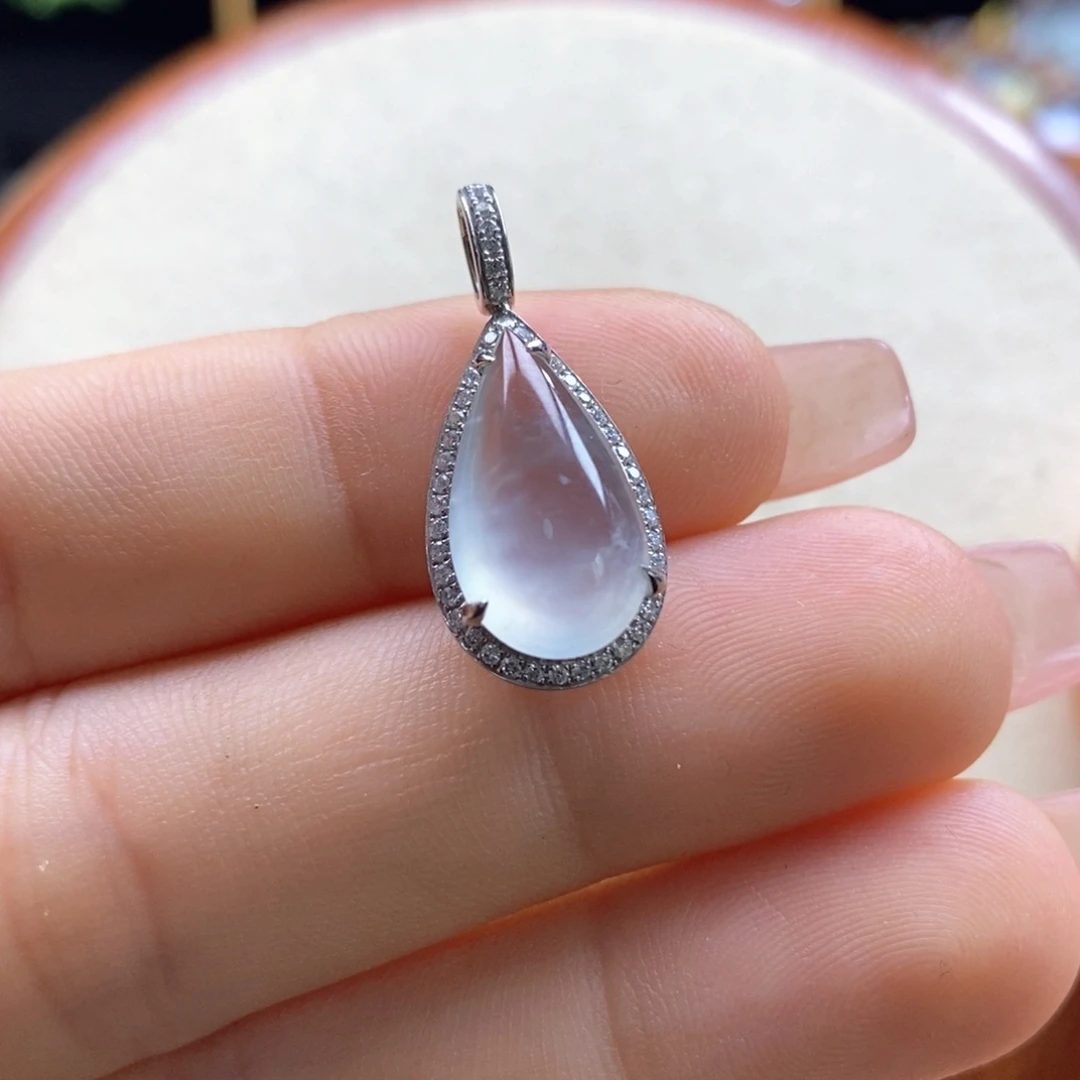 翡翠18K金镶嵌吊坠(不含链)翡翠高冰起光吊坠