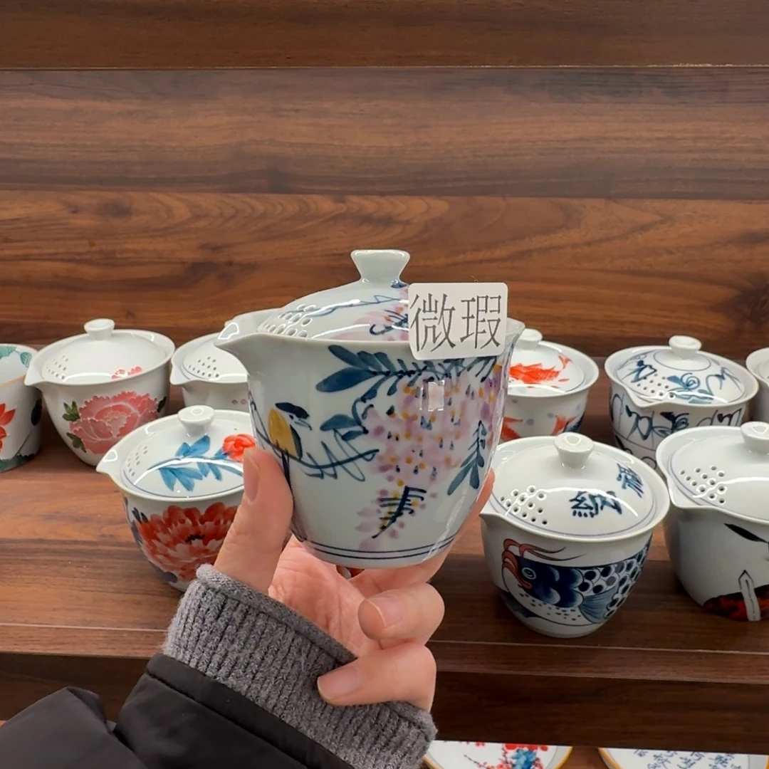 釉下手绘茶具微瑕