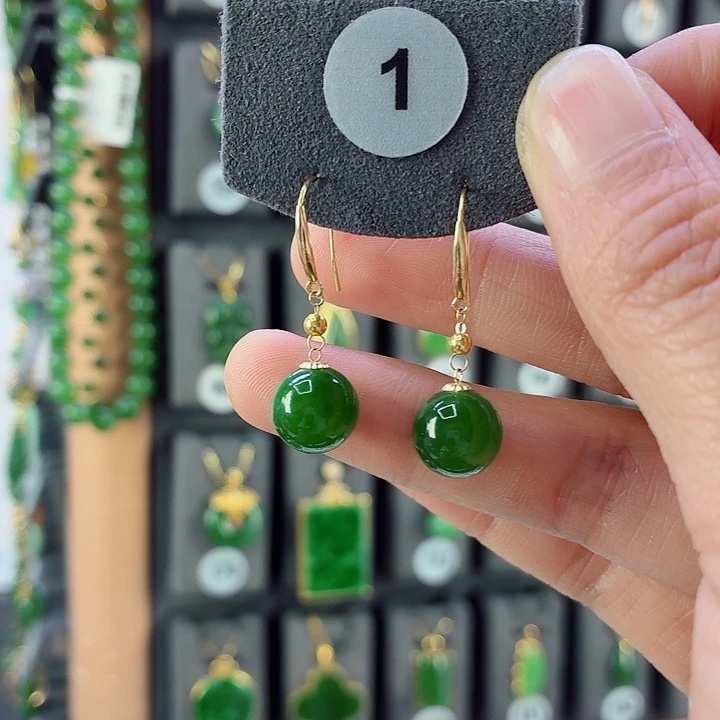 和田玉18K金镶嵌耳饰