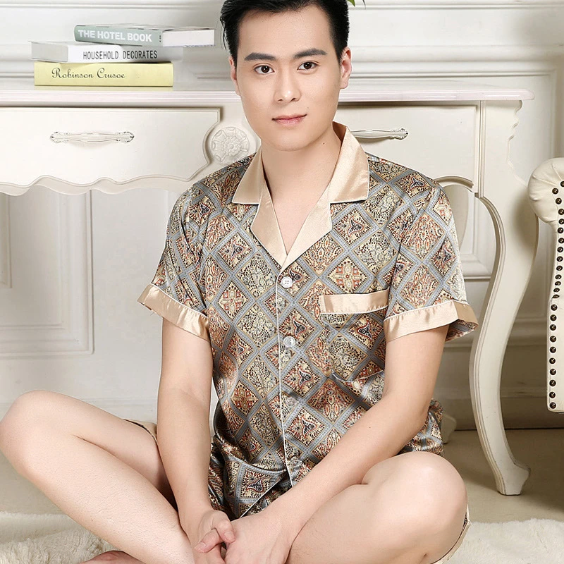 2025新款夏季男款冰丝潮流时尚青年男士短袖薄款韩版家居服两件套