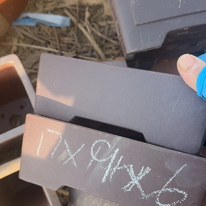 紫砂花瑕疵………………