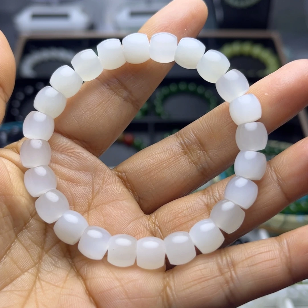 和田玉未镶嵌手串