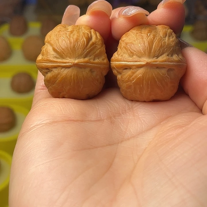 山***人吊坠文玩核桃南瓜