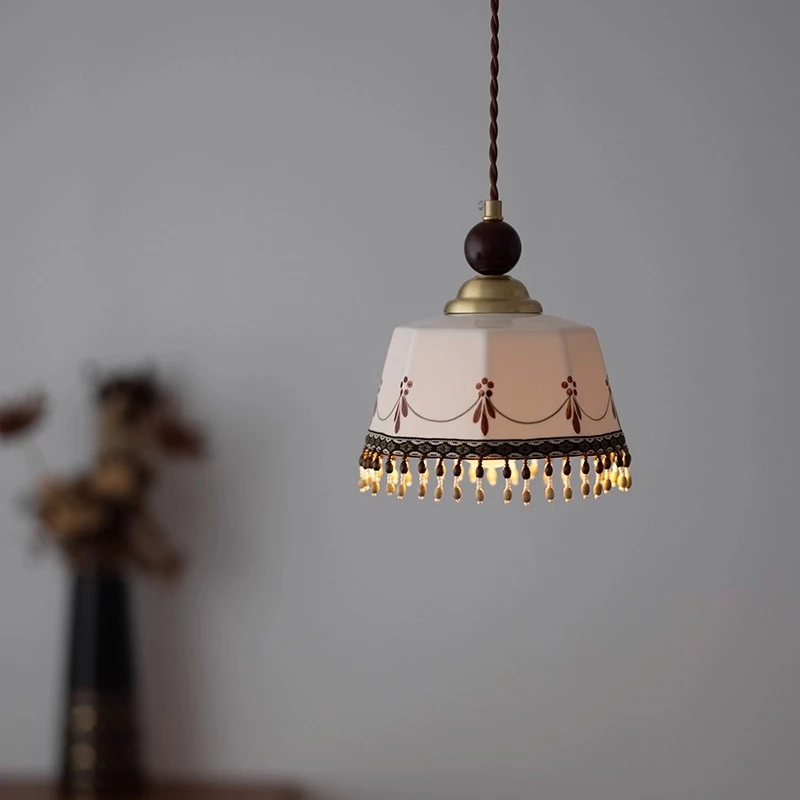 法式流苏中古风手绘陶瓷吊灯复古卧室床头创意设计玄关吧台灯