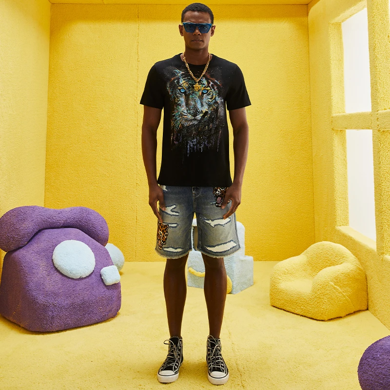 潮牌-TCH烫钻狮子头霸气春夏新款男女黑色T恤短袖T69A108030